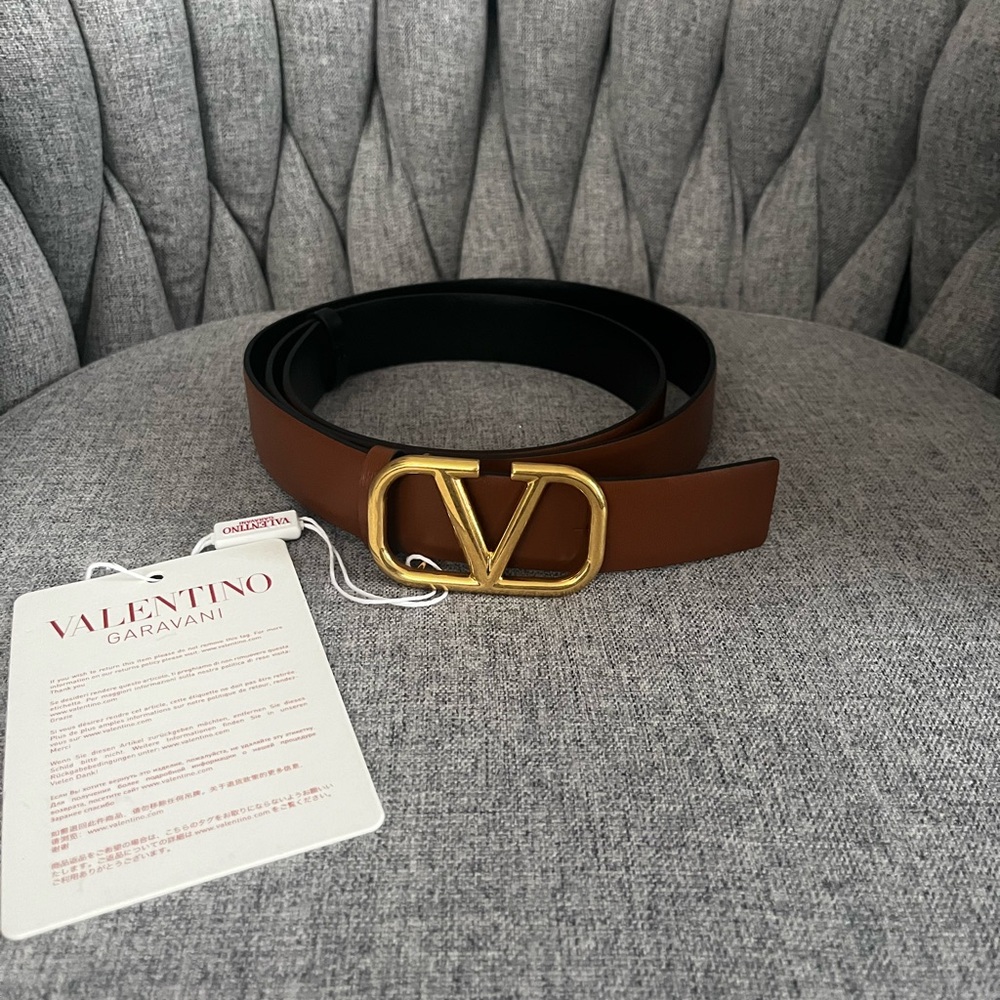 NWT Valentino VLogo Reversible Leather Belt 100